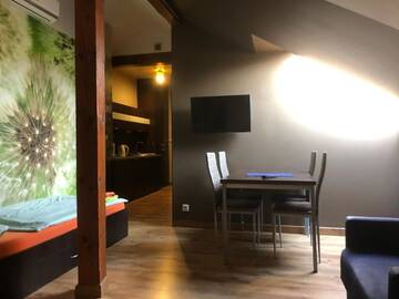 Фото номера Апартаменты с душем Апартаменты Apartamenty Maria г. Живец 4